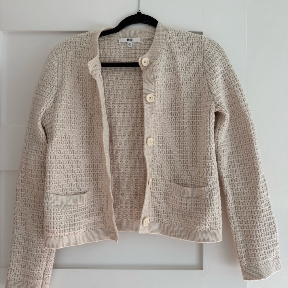 Uniqlo Beige Textured Cardigan Sweater